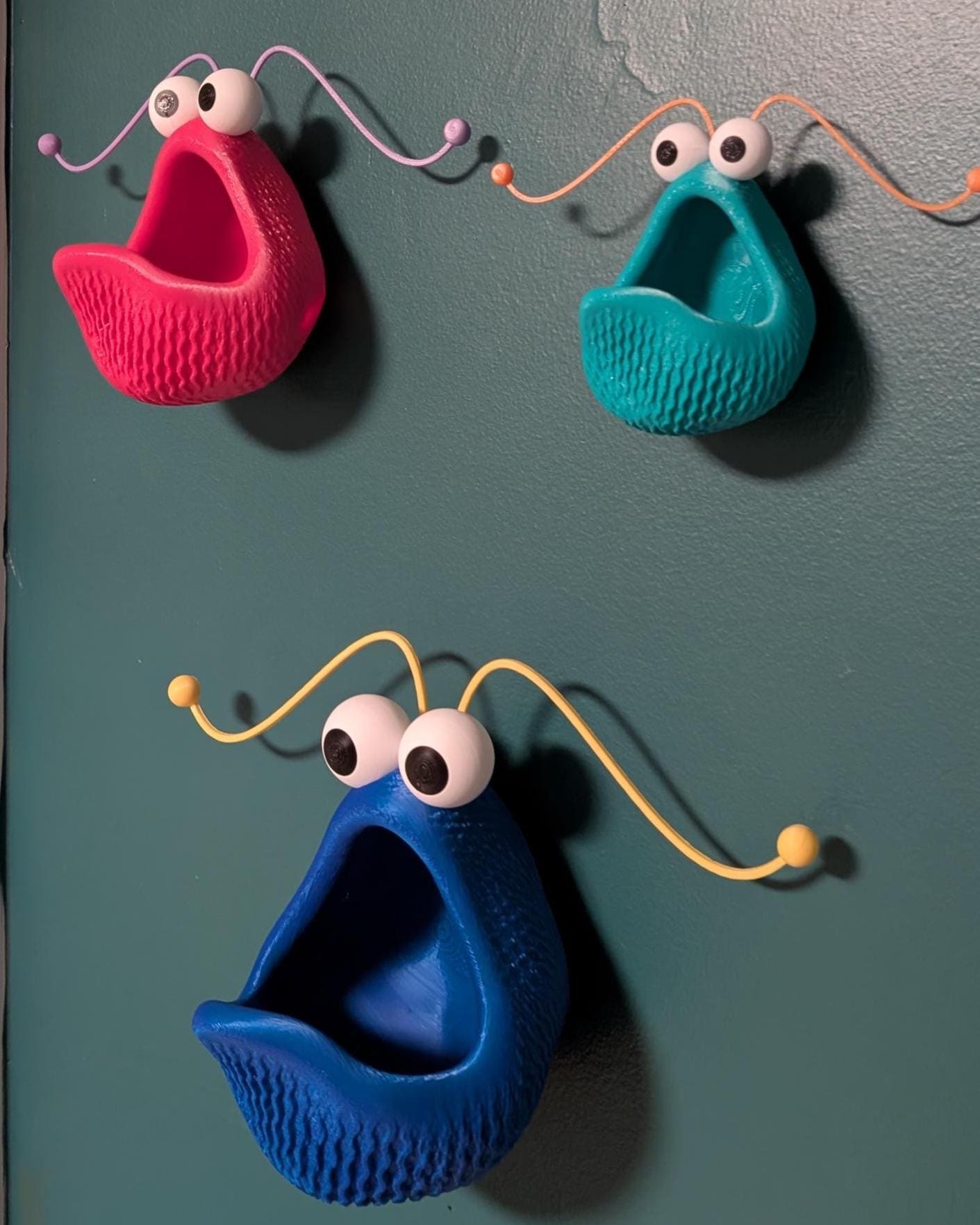 Yip Yip Martian Bowl, Wall Mounted, Alien Decor for Desk, 80s Nostalgic Gift, Muppet Decor