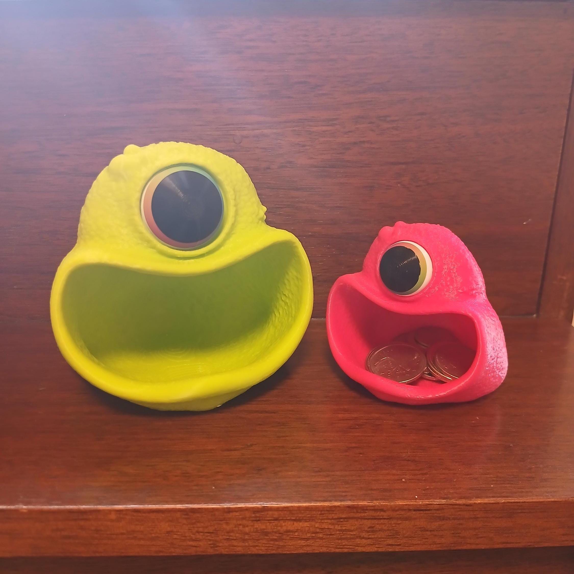 One-Eyed Alien Desk Companion, Coin & Ring Holder